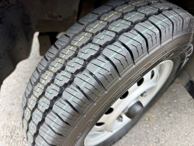 車廂左右對開門  全車原鈑件  輪胎剛換新  生財好夥伴  第18張相片