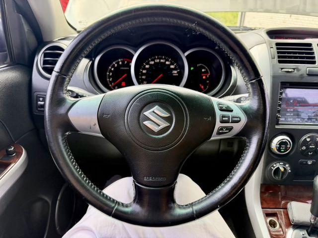 四輪傳動  大輪驅動  只跑10萬公里  里程保證  第14張相片