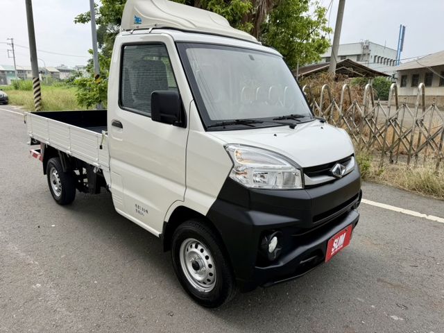 已認證  原鈑件  里程保證  內外都漂亮  第3張相片