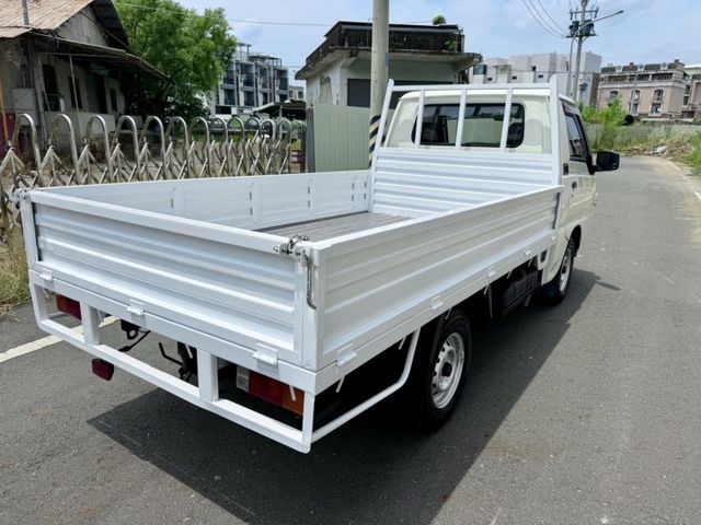 白鐵加厚車斗  車底大樑完整無鏽  已認證  原鈑件  第4張相片