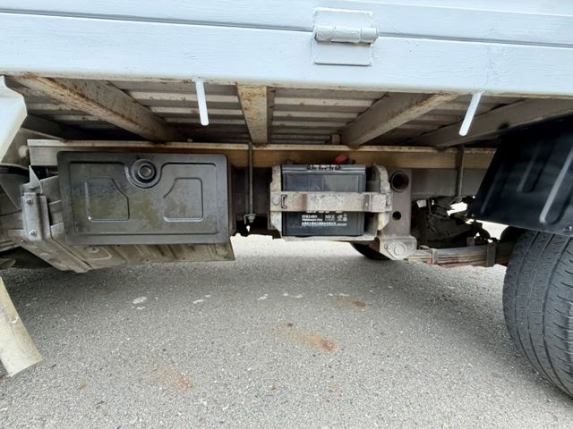 白鐵加厚車斗  車底大樑完整無鏽  已認證  原鈑件  第13張相片