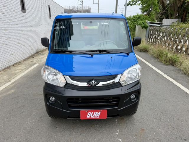 四輪傳動+電動升降尾門  第2張相片