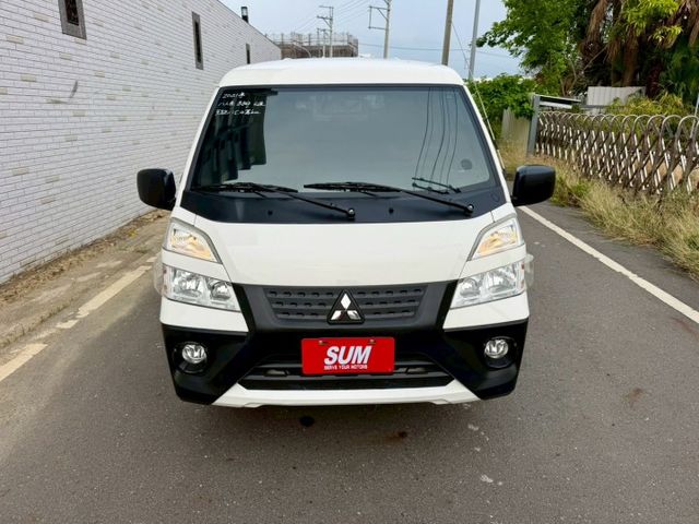 手排客貨版  8人座  原廠保養 安親班、工程用  車況好  第2張相片