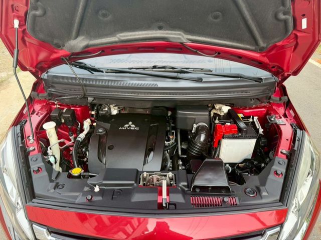 有盲點偵測、前後行車記錄器、環景安卓機 只跑3萬公里  第19張相片
