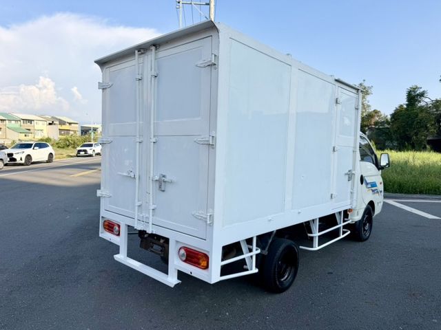 單廂小霸王 一手賺錢好車  已認證  原鈑件 耐操  好拚  第一名  第4張相片