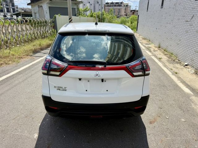 電尾門、倒車影像、I-key、摸門解鎖  第5張相片