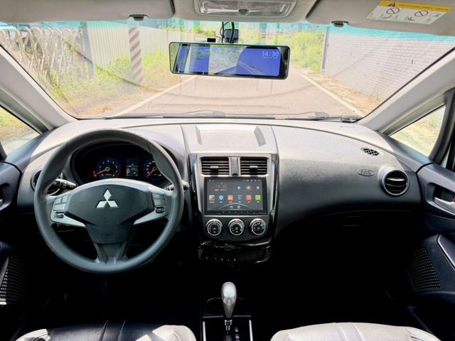 電尾門、倒車影像、I-key、摸門解鎖  第7張相片