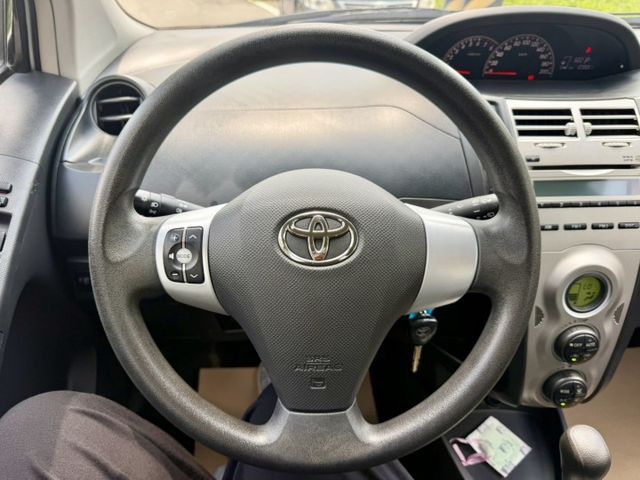 G版 最省心的代步車 便宜又好開 好車不等人  第17張相片