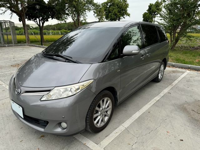 經典七人座 2.4L 低里程 原鈑件  第1張相片