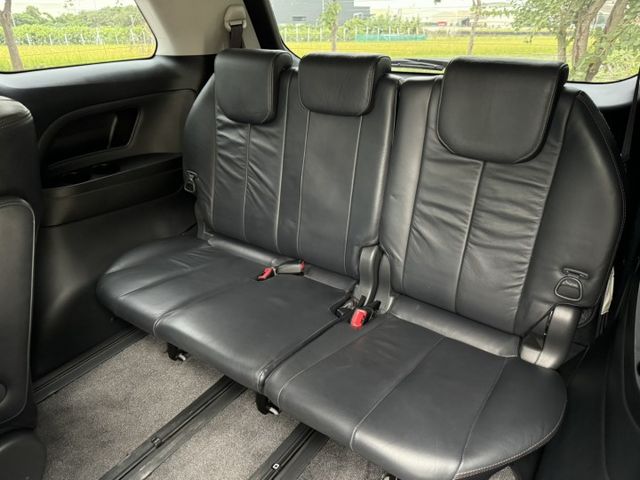 經典七人座 2.4L 低里程 原鈑件  第9張相片