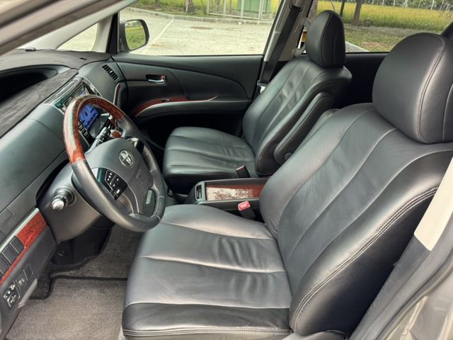 經典七人座 2.4L 低里程 原鈑件  第10張相片