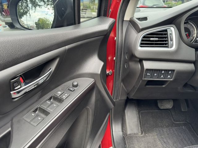 原鈑件 低里程  第14張相片