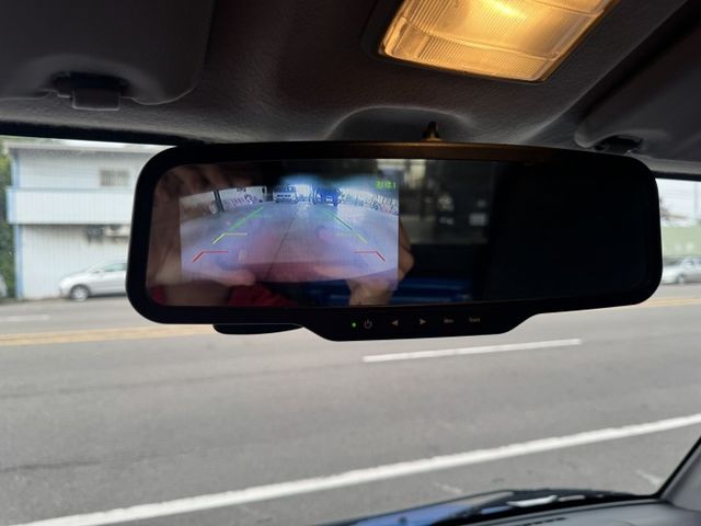 低里程 自排小貨 抬頭顯示 行車紀錄器 倒車顯影 原鈑件  第9張相片