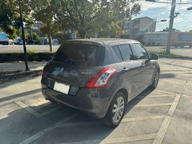 SWIFT  第2張相片