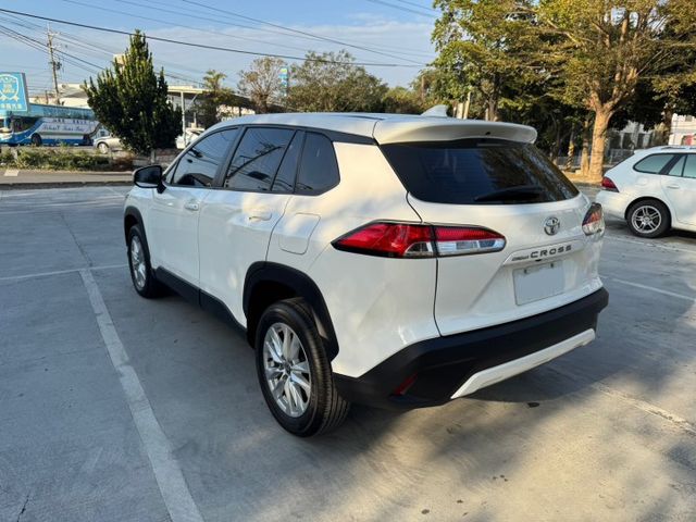 原鈑件 豪華版 車側倒車輔助  第6張相片