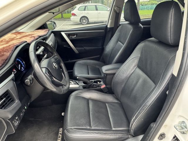 14年式 尊絕版 免鑰匙 天窗 電動椅  第9張相片