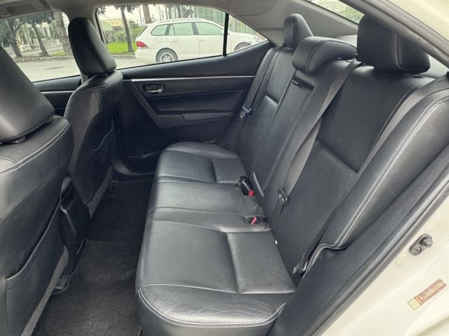 14年式 尊絕版 免鑰匙 天窗 電動椅  第10張相片