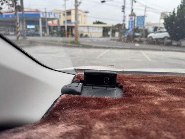 14年式 尊絕版 免鑰匙 天窗 電動椅  第11張相片