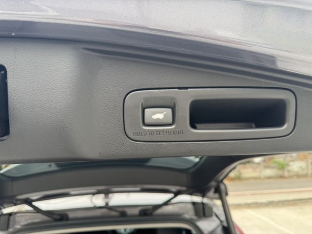 CRV 5.5代 S版 全景天窗 電尾門 無線充電 電尾門  第18張相片