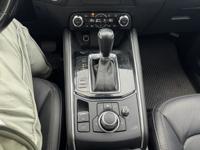 旗艦版 BOSE音響 ACC跟車 環景影 像抬頭顯示器 電動椅 電尾門  第11張相片