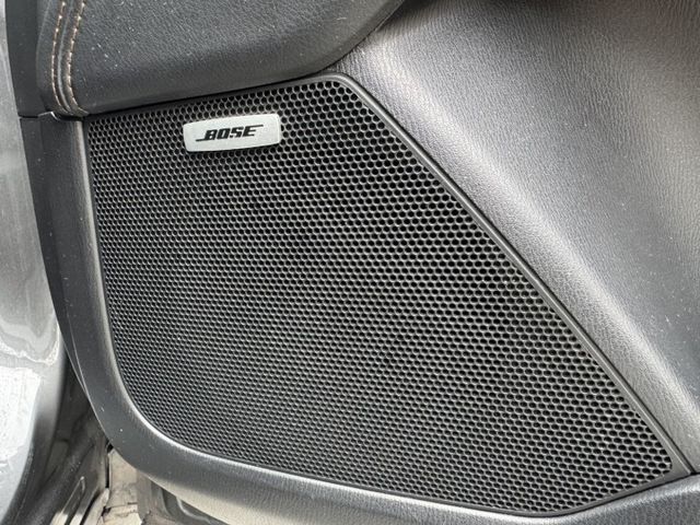 旗艦版 BOSE音響 ACC跟車 環景影 像抬頭顯示器 電動椅 電尾門  第12張相片