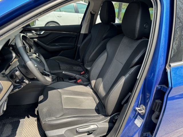 豪華動能鈑 全車原鈑件 全速域跟車 車道置中 CARPLAY 數位儀表 電子後視鏡 盲點偵測 電動尾門  第8張相片