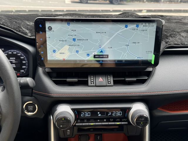 市場稀有 RAV4 2.0 Adventure 4WD 原鈑件 撥片 全景天窗 電尾門  第13張相片