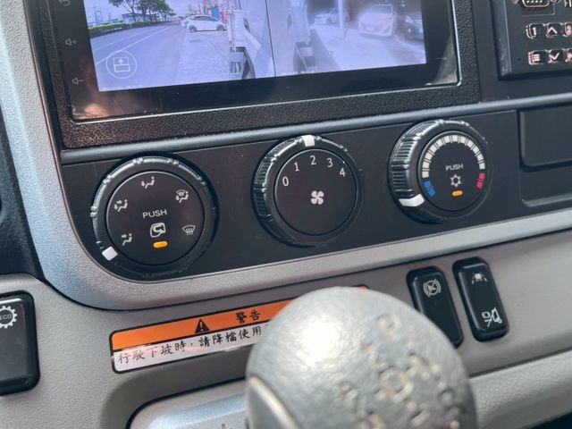 14呎 自排 原廠保固中  第11張相片