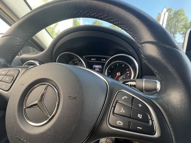 M-BENZ賓士 GLA180  第10張相片