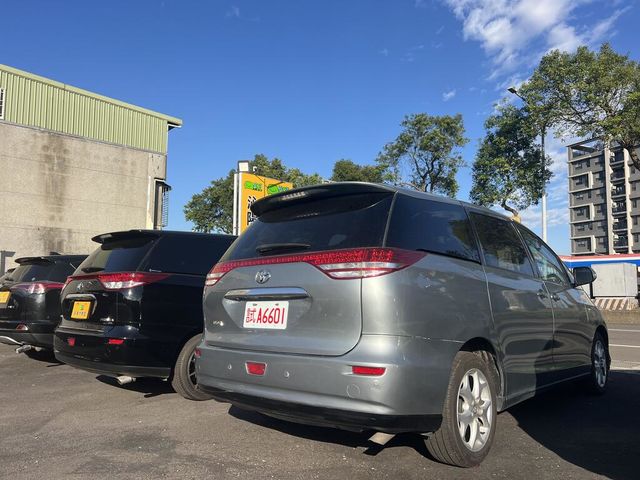 TOYOTA豐田 PREVIA  第1張相片