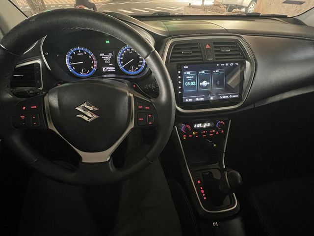 SUZUKI鈴木 SX4  第1張相片