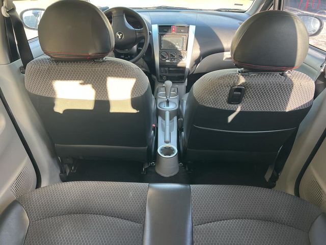 MITSUBISHI三菱 COLT PLUS  第8張相片