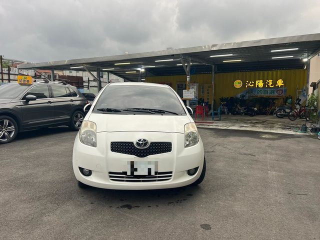TOYOTA豐田 YARIS  第2張相片