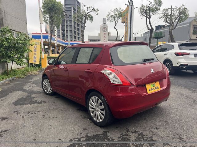 SUZUKI鈴木 SWIFT  第3張相片