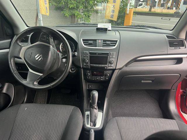 SUZUKI鈴木 SWIFT  第6張相片