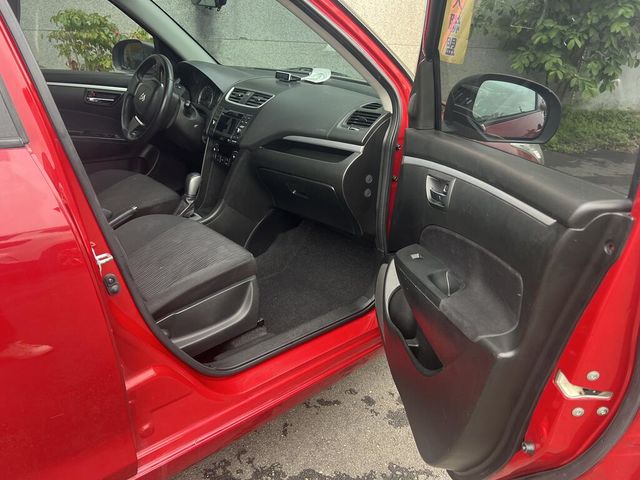 SUZUKI鈴木 SWIFT  第7張相片
