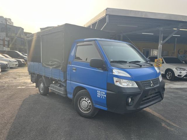 MITSUBISHI三菱 DELICA  第2張相片