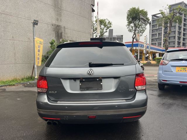 VOLKSWAGEN福斯 GOLF VARIANT  第5張相片