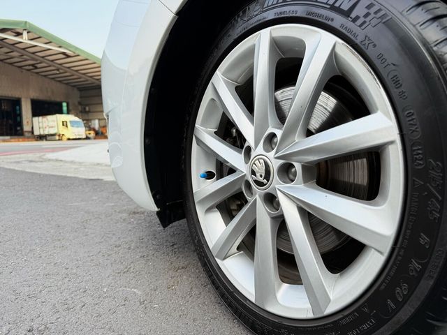 SKODA司科達 RAPID  第8張相片