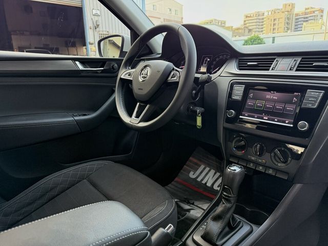 SKODA司科達 RAPID  第14張相片