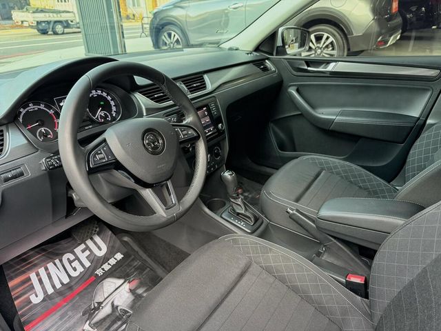 SKODA司科達 RAPID  第17張相片