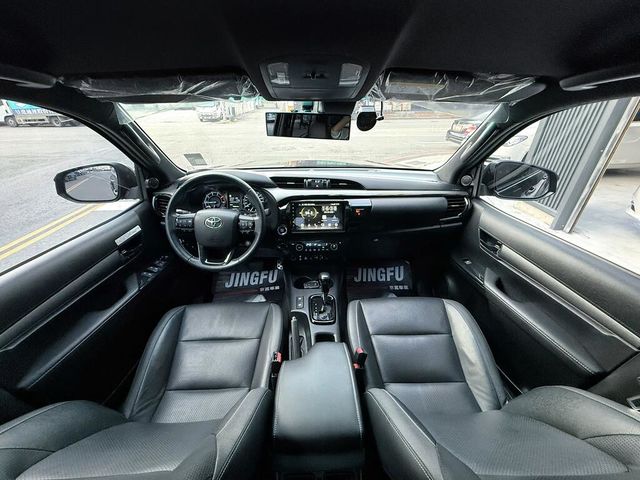 TOYOTA豐田 HILUX  第9張相片