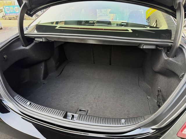 M-BENZ賓士 C300  第5張相片