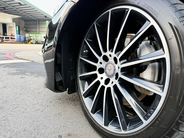 M-BENZ賓士 C300  第9張相片