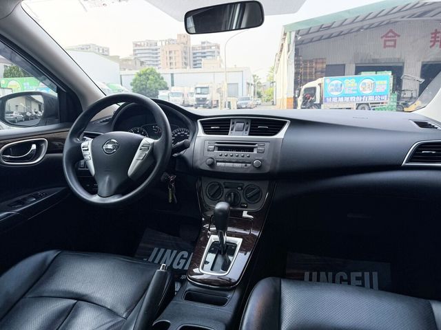 NISSAN日產 SENTRA  第17張相片