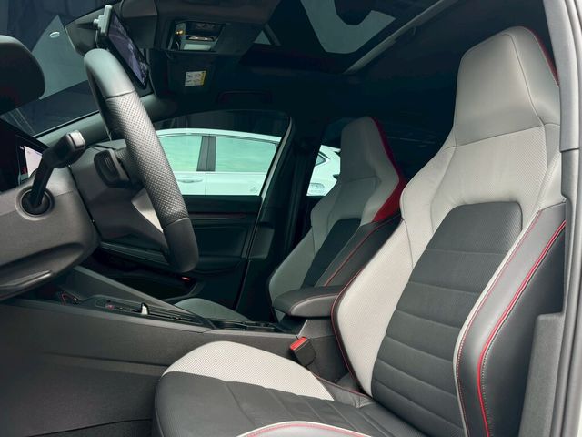 VOLKSWAGEN福斯 GOLF GTI  第13張相片