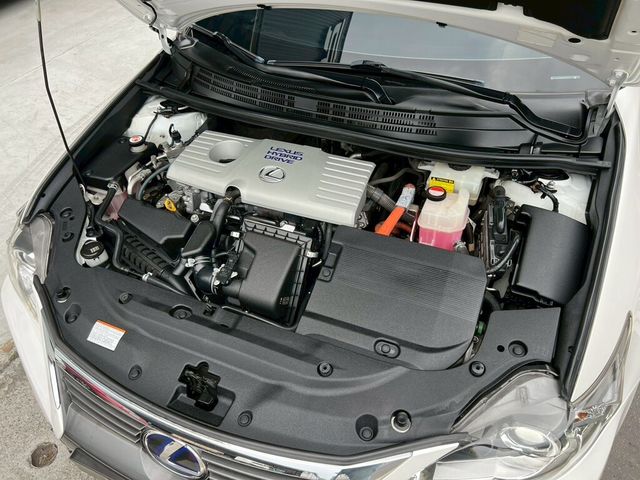 LEXUS凌志 CT200H  第20張相片