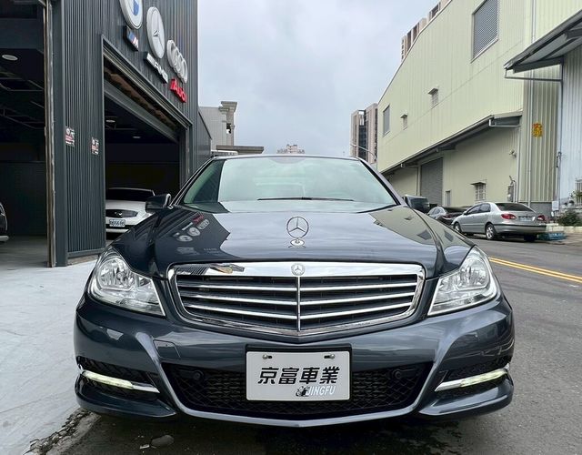 M-BENZ賓士 C180  第5張相片