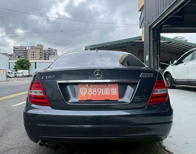 M-BENZ賓士 C180  第6張相片
