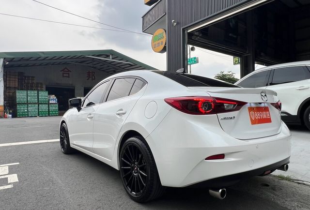 MAZDA馬自達 MAZDA 3  第2張相片
